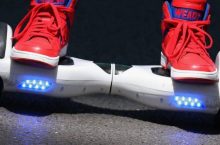 Tulevan kesän suosikki – Tasapainoskootteri eli hoverboard, huuveri